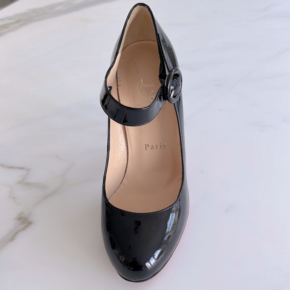 Christian Louboutin Mary Jane Patent Leather Pump S:6 - Picture 10 of 12